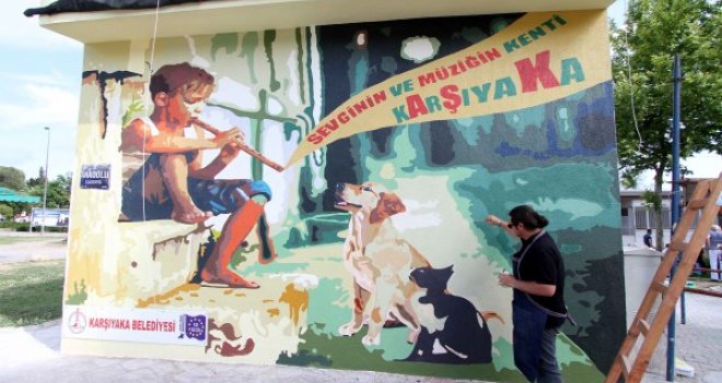 Karşıyaka'da sanat sokağa taştı