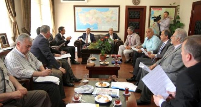 Karşıyaka'da seçim öncesi yaşanan çevre kirliliğine karşı önlem