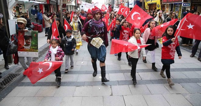 Karşıyaka’da şenlik zamanı
