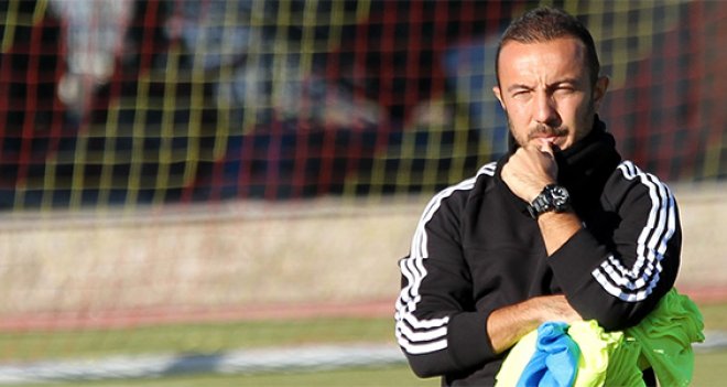 Karşıyaka'da takımın başına Cüneyt Dumlupınar getirildi