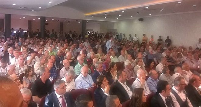 Karşıyaka'da tarihi kongre rekor kırdı...