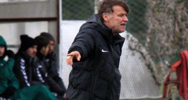 Karşıyaka'da Turgut Uçar ayrılığı resmileşti...