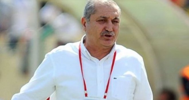 Karşıyaka'da yeni teknik direktör Hüseyin Hamamcı