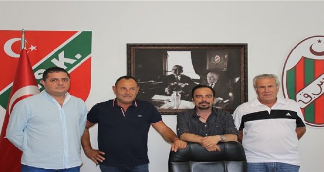 Karşıyaka’da Yönetim ve Divan’dan ortak stat çıkışı