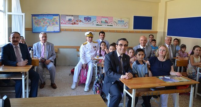 Karşıyaka'da ziller çaldı...