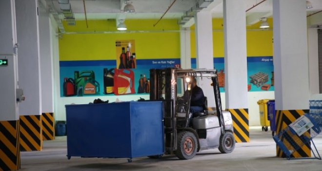 Karşıyaka'dan geri dönüşüme 103 tonluk katkı