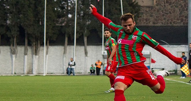 Karşıyakalı Berkan sözleşmeyi fesh etme hakkını kazandı