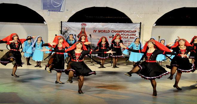 Karşıyakalı dansçılar Dünya Şampiyonu...