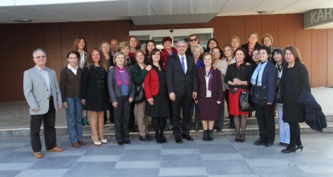 Karşıyakalı kadınlar güçlerini birleştirdi