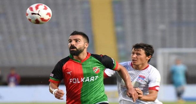 Karşıyakalı Mahmut Almanya'ya transfer oldu