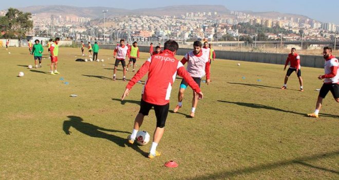 Karşıyaka'nın konuğu Sarıyer