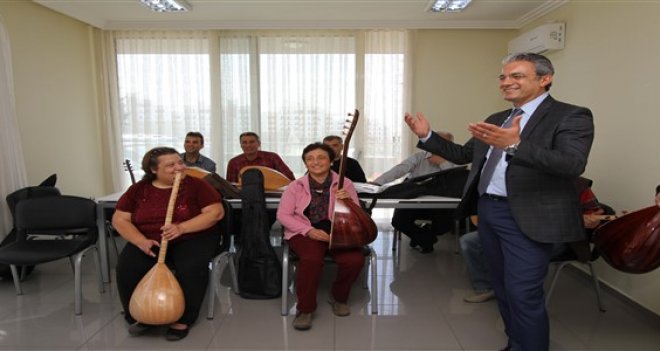 Karşıyaka’nın kurslarına büyük ilgi