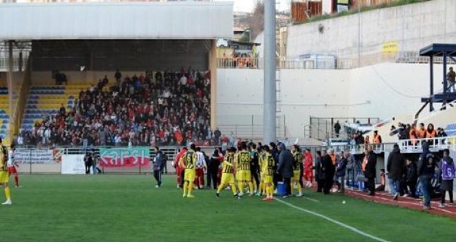 Karşıyaka'ya 10 bin TL para cezası