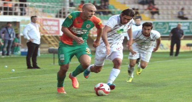 Karşıyaka'ya Alanya'da soğuk duş!..