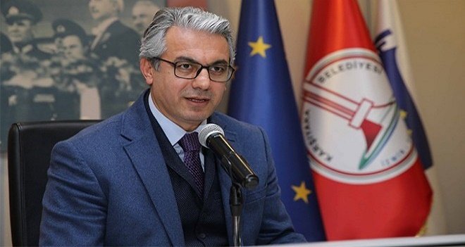 Karşıyaka'ya primler yine başkan Akpınar'dan...