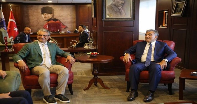 Karşıyaka'ya Abdullah Gül sürprizi...