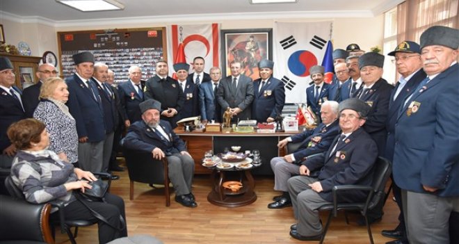 Kaymakam Çalışır, gazileri ziyaret etti