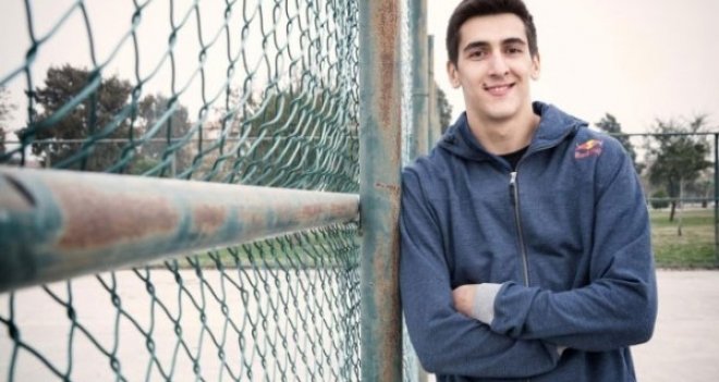 Kenan Sipahi: Pınar Karşıyaka’ya ve taraftarlara teşekkür ederim