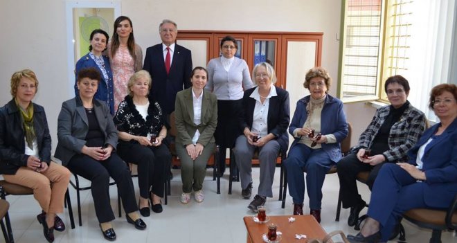 Kent Konseyi Kadın Meclisi, tutuklu kadınları hayata hazırlıyor