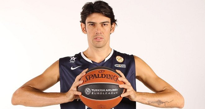 Kerem Gönlüm Pınar Karşıyaka'da...