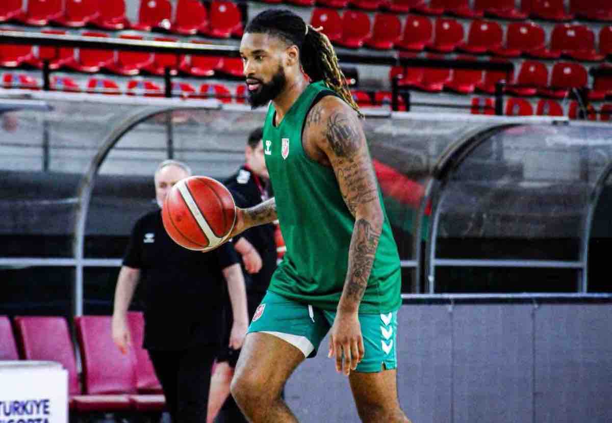 Karşıyaka, Beşiktaş deplasmanında