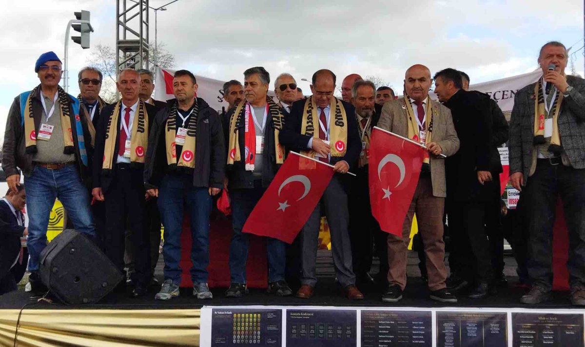 Emekli astsubaylardan Ankara’da “Büyük miting”