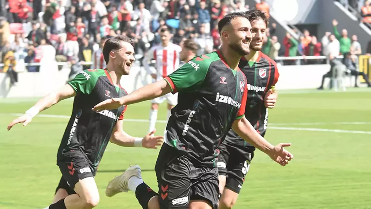 Kaf Kaf'ta Ömer Faruk'un formu sevindiriyor