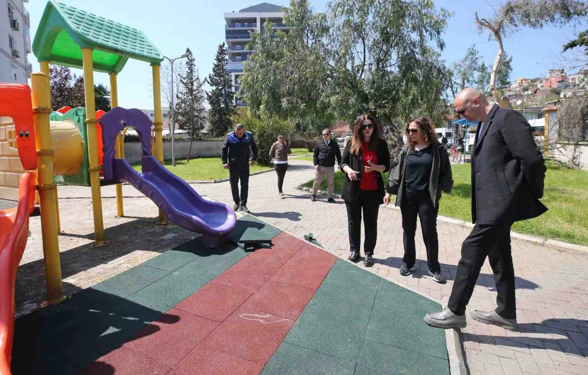 Başkan Ünsal parkları inceledi