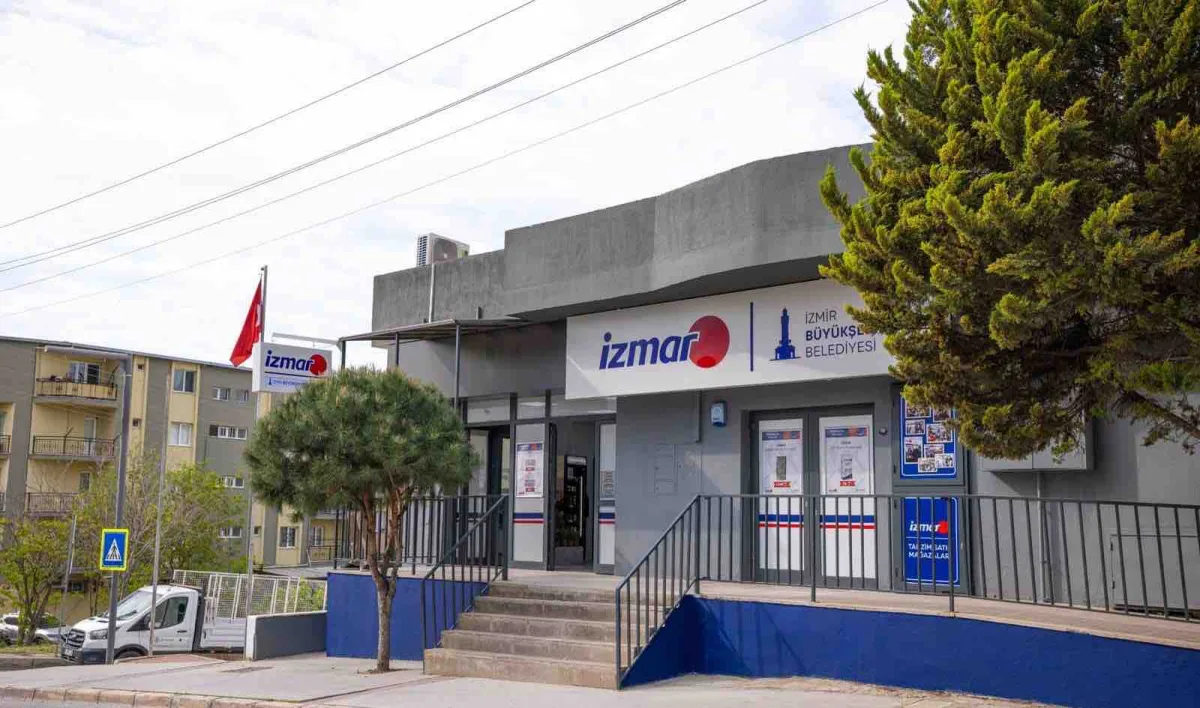 İZMAR’ın 22. mağazası açıldı