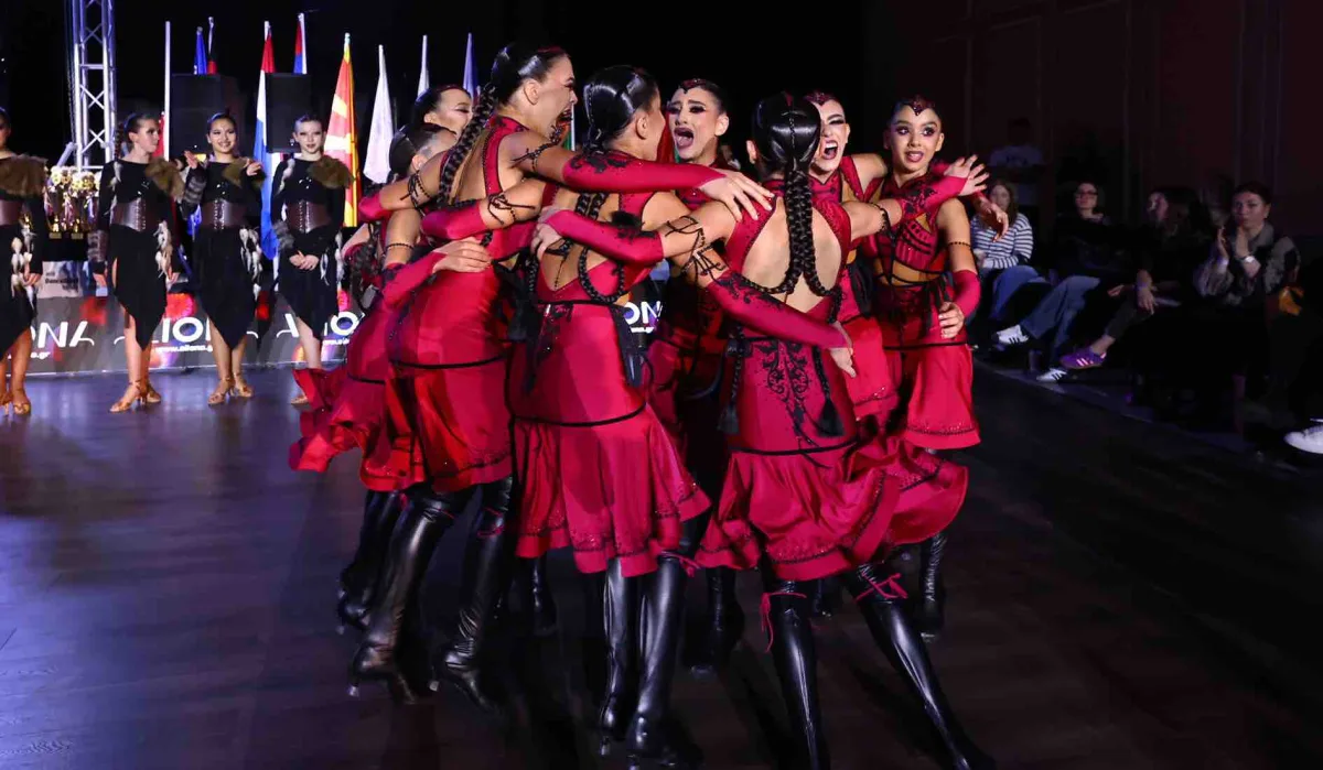İzmirli dans sporcularının uluslararası başarısı