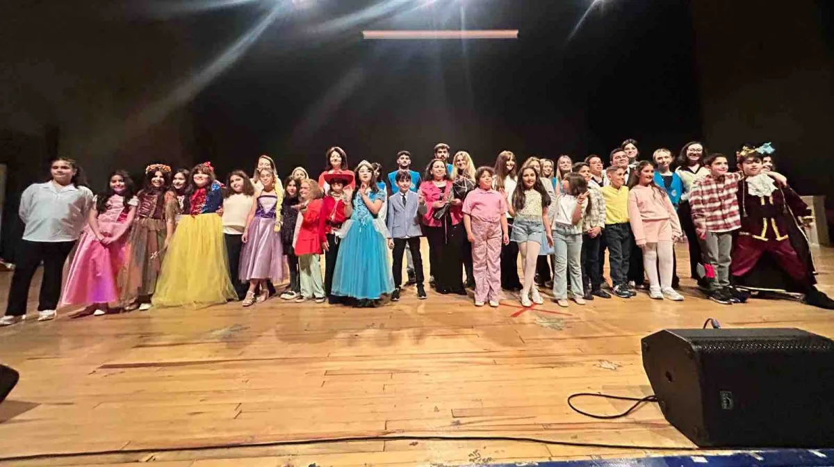 Binden fazla İzmirli iyilik sahnesinde buluştu