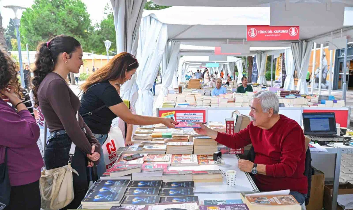 İZKİTAP – 7. İzmir Kitap Fuarı kapılarını açıyor