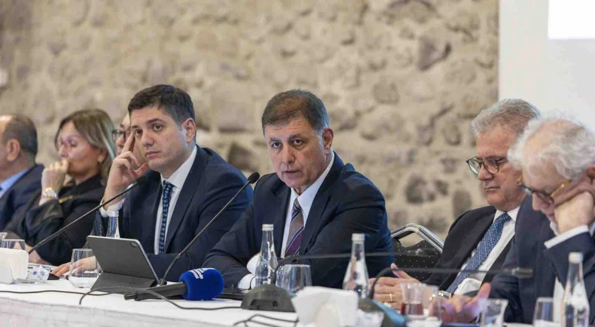 Tugay: Karşıyaka Stadı iki buçuk-üç sene içinde tamamlanacak