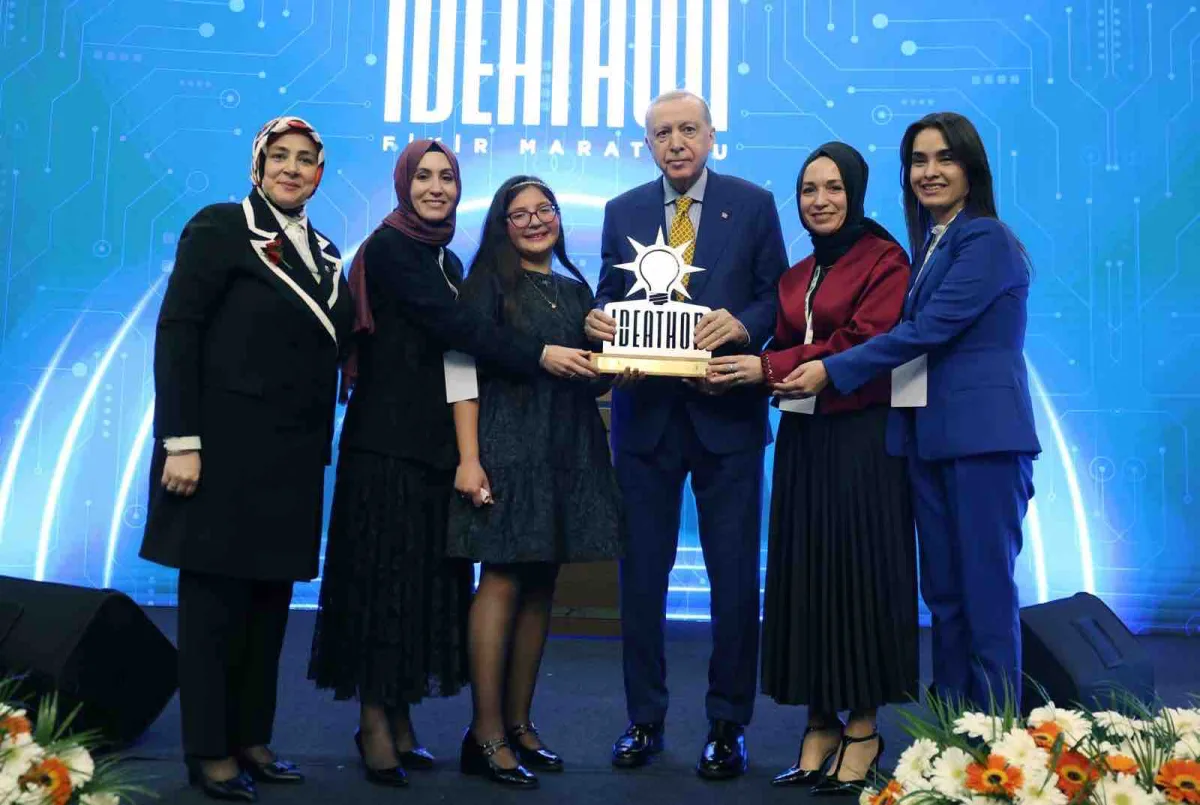 AK Parti Karşıyaka Kadın Kolları’ndan büyük başarı