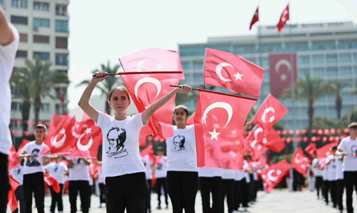 İzmir'in 23 Nisan programı belli oldu