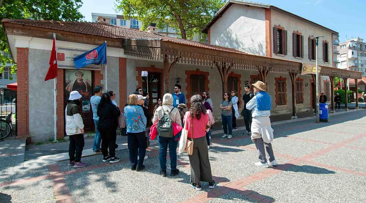 Karşıyaka Kültür Rotası’nda rehberli turlar başladı