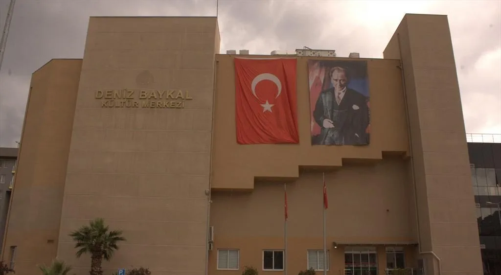 Karşıyaka Belediyesi'nden Deniz Baykal Kültür Merkezi bilgilendirmesi