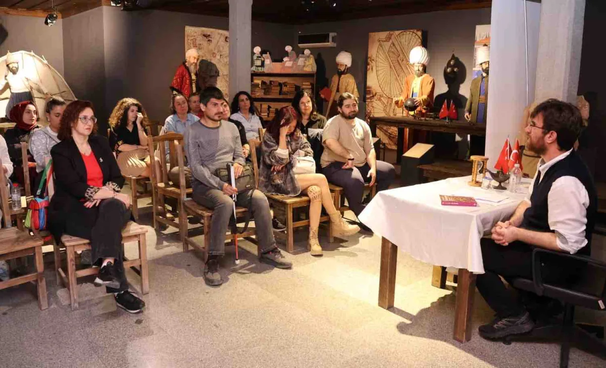 İzmir Öğretmen Akademileri’nde Edebiyat, Tarih, Felsefe ve Müzik Dolu Bir Yolculuk