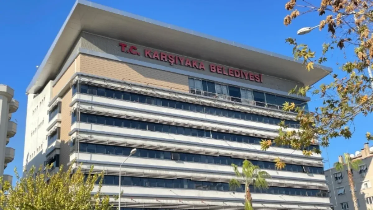 Karşıyaka'da tuvaletler devrediliyor...