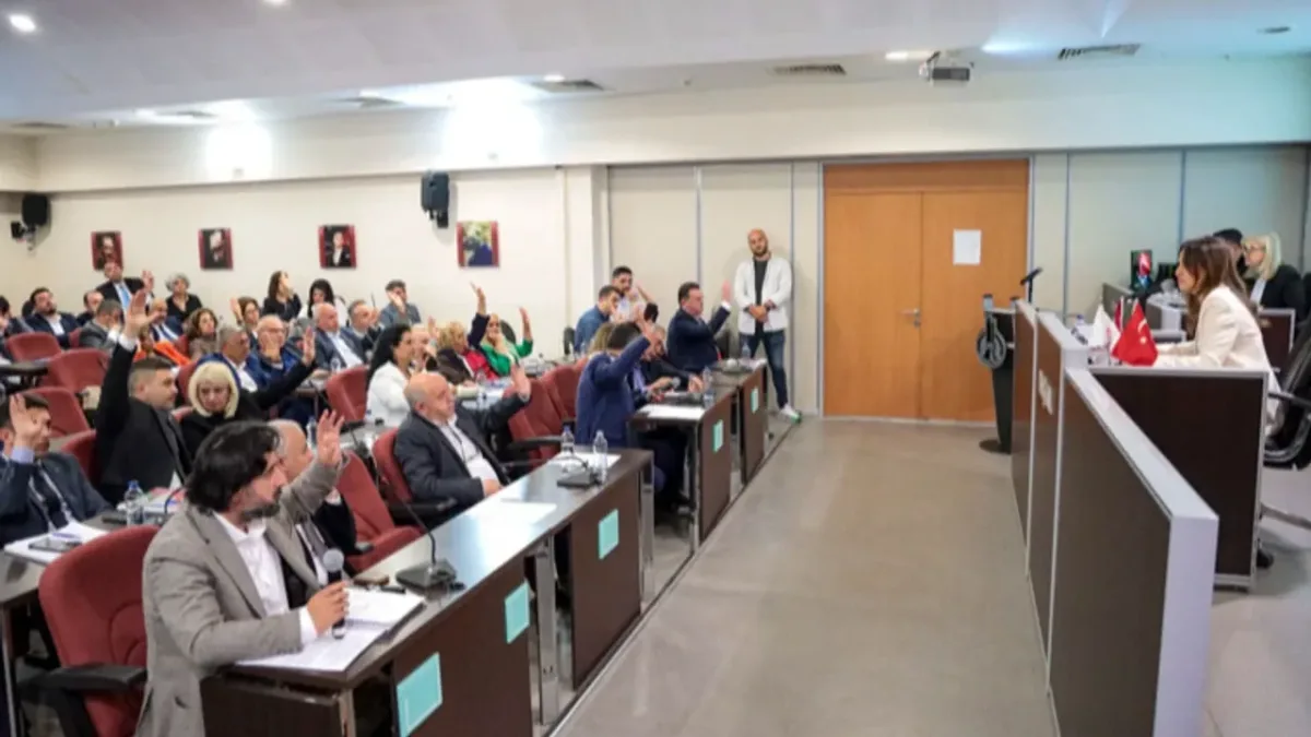 CHP'li Evsen'den toplanamayan meclis açıklaması: Spekülasyon yapılıyor