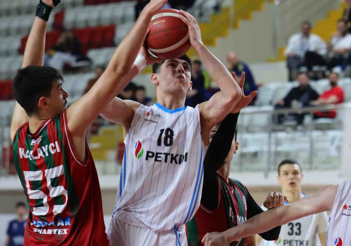 Karşıyaka U18 çeyrek finalde Aliağa Petkimspor'a kaybetti