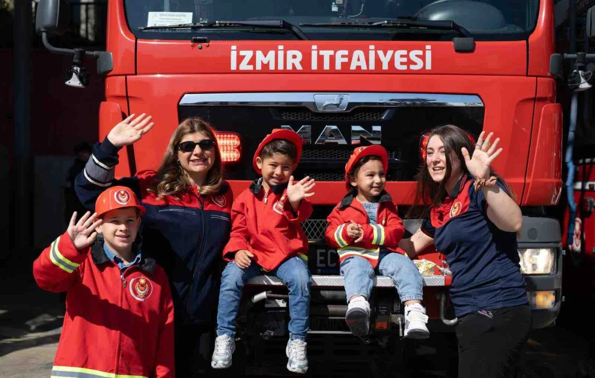 Alevlere koşan süper anneler