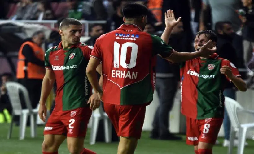 Karşıyaka'da futbolculara şok cezalar