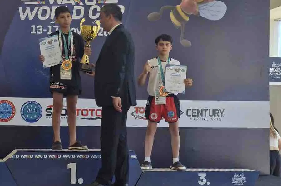 Karşıyakalı Tarık Şengül Dünya 3.’sü oldu