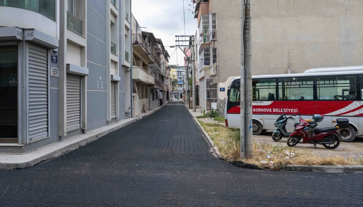 Bornova’da asfalt seferberliği