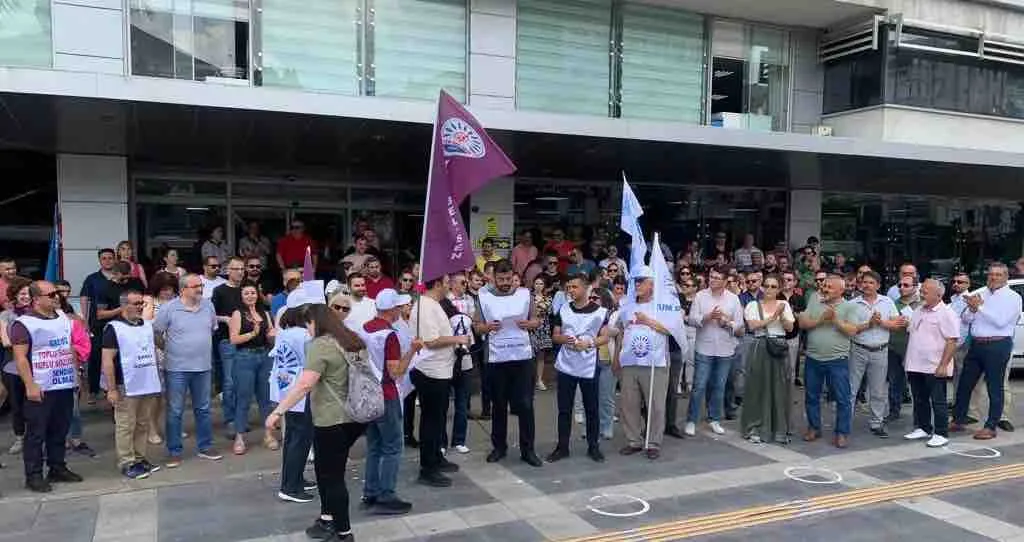 Tüm Bel-Sen’den Karşıyaka Belediyesi'ndeki istifalara sert tepki