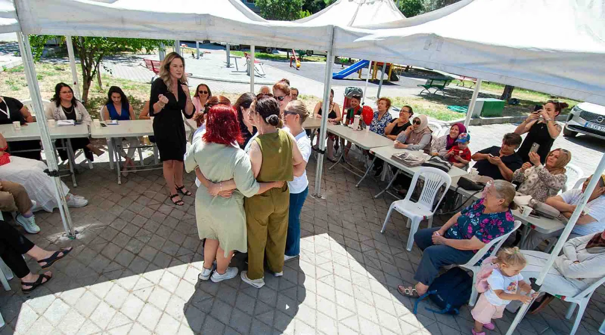 Karşıyaka'da kadın gücü yeniden sokaklarda