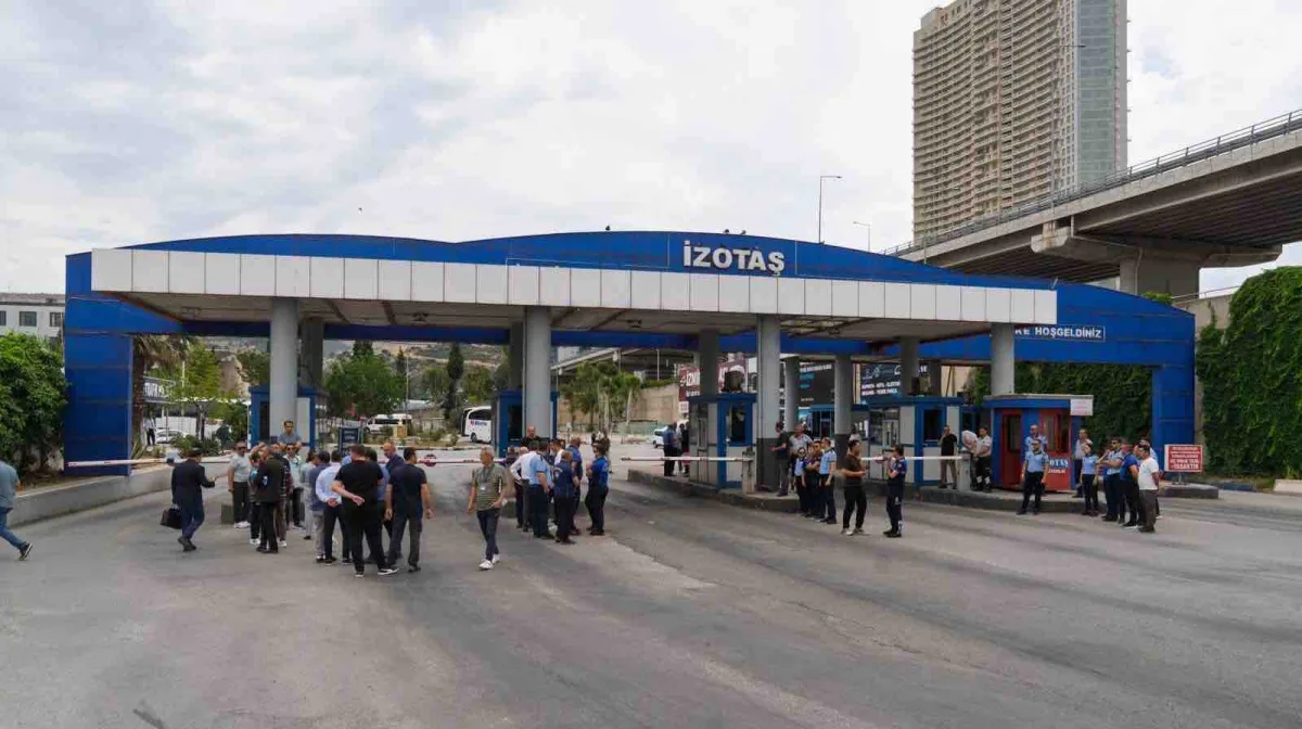 Büyükşehir, İzmir Otogarı’nın tahliyesi için çalışmalarını yeniden başlattı