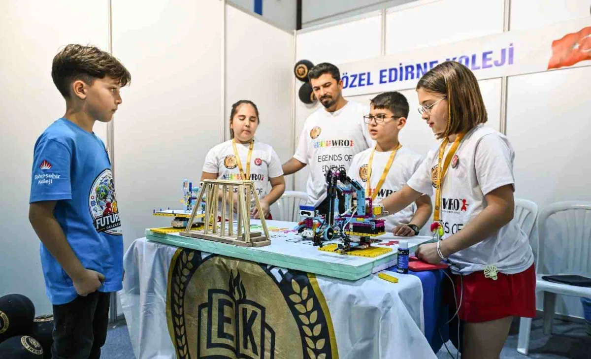 Dünya Robot Olimpiyatı Türkiye Finali’nde teknoloji ve yaratıcılık buluştu