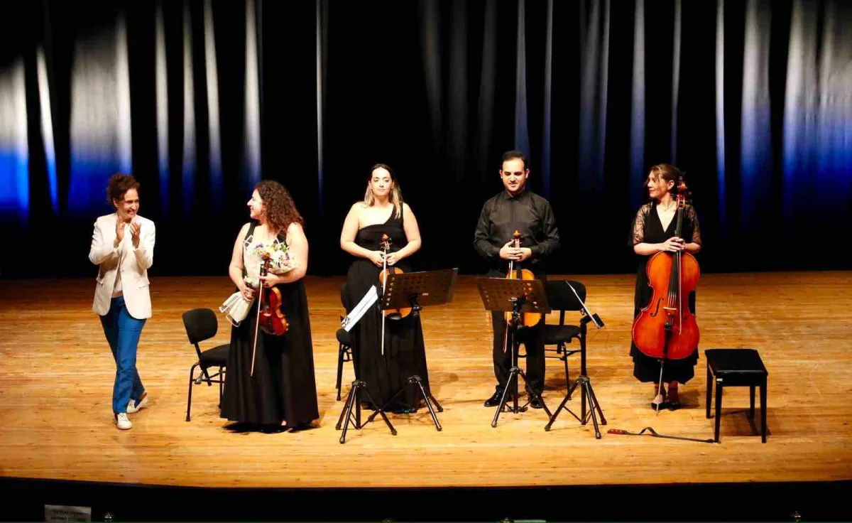 Karşıyaka Oda Orkestrası'ndan muhteşem sezon finali